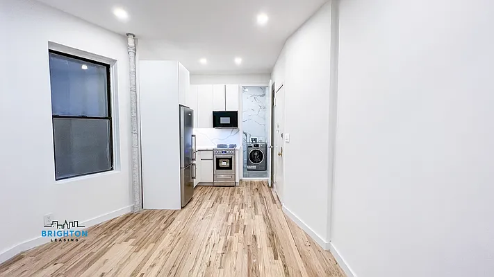 Rented by Brighton Management | media 19