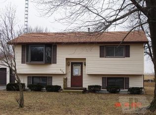 832 E Main St, Fremont, IA 52561