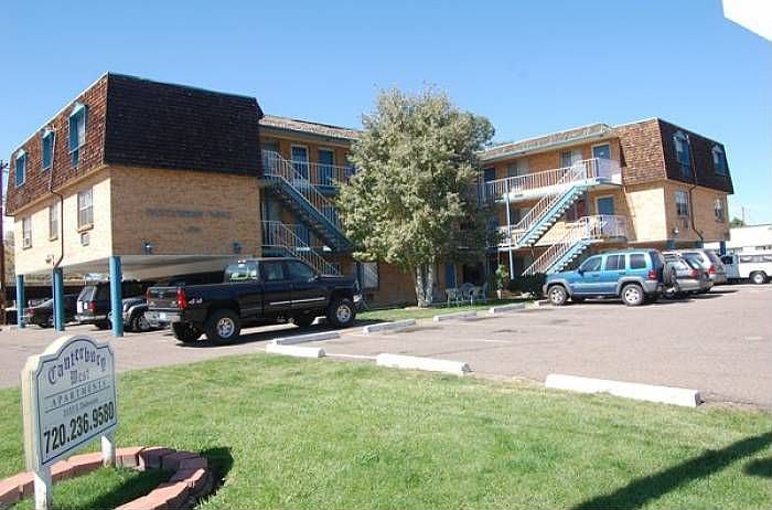 Friendly 21-unit building