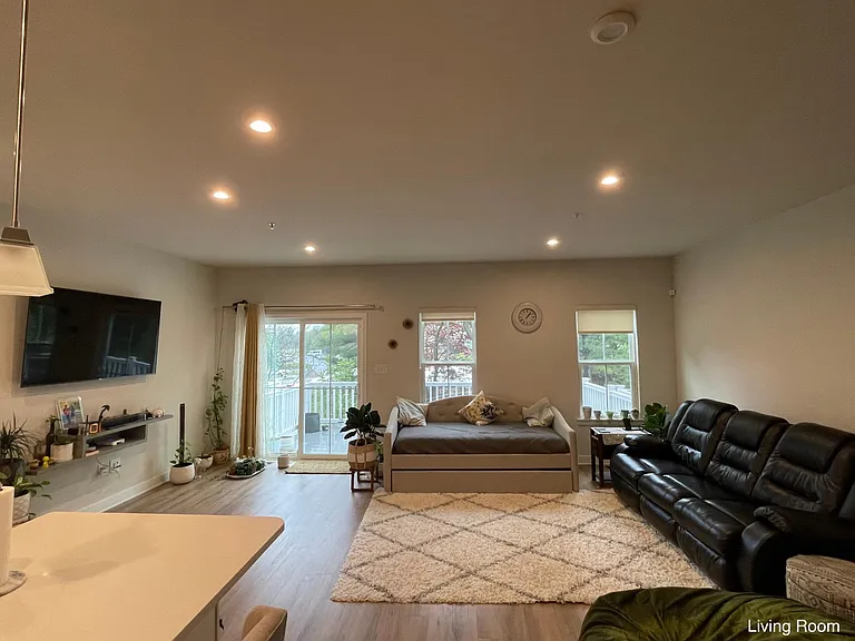 112 Azalea Dr — Photo 9