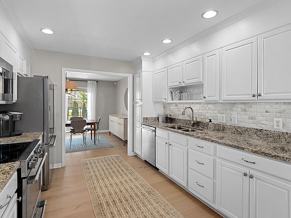 3rd image of 4616 N Weaverridge Blvd