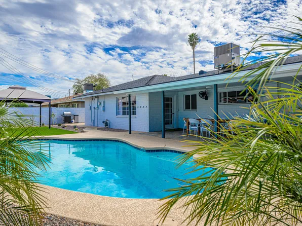 8240 E EDGEMONT Avenue, Scottsdale, AZ 85257