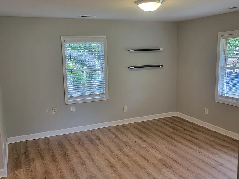 508 Solar Dr — Photo 6