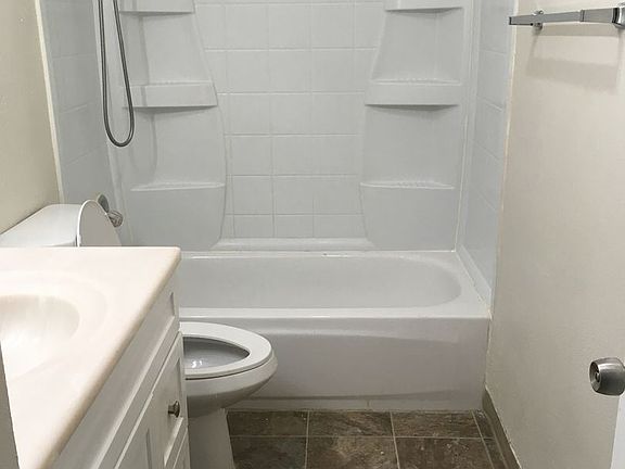 3rd image of 21632 30th Ave S APT D