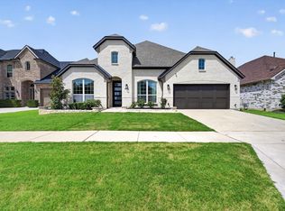 713 Sandbox Dr, Aubrey, TX 76227