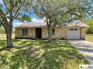 1441 Cherie Brook Dr, Goliad, TX 77963