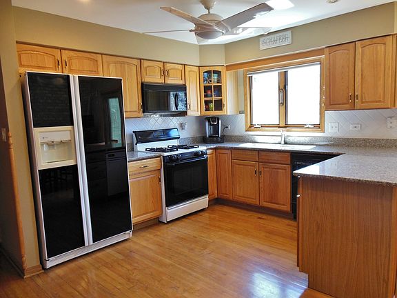 5th image of 31 Cliffside Circle Dr