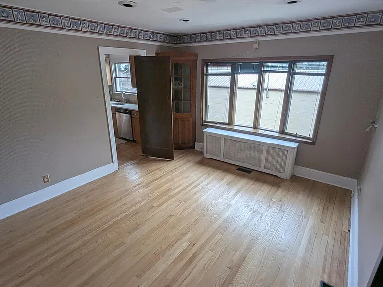 153 Main St — Photo 10