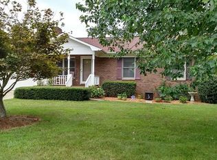 113 Dellinger Dr, Statesville, NC 28625