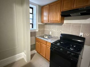 246 Roseville Ave #302, Newark, NJ 07107