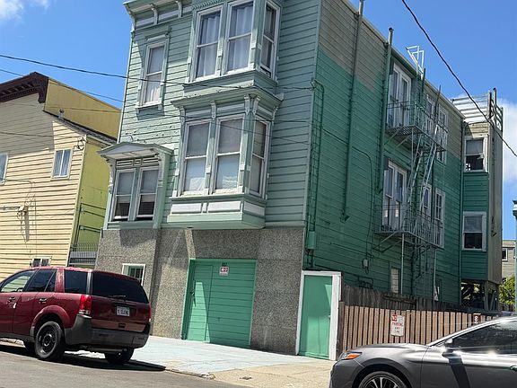 3rd image of 882 Florida St