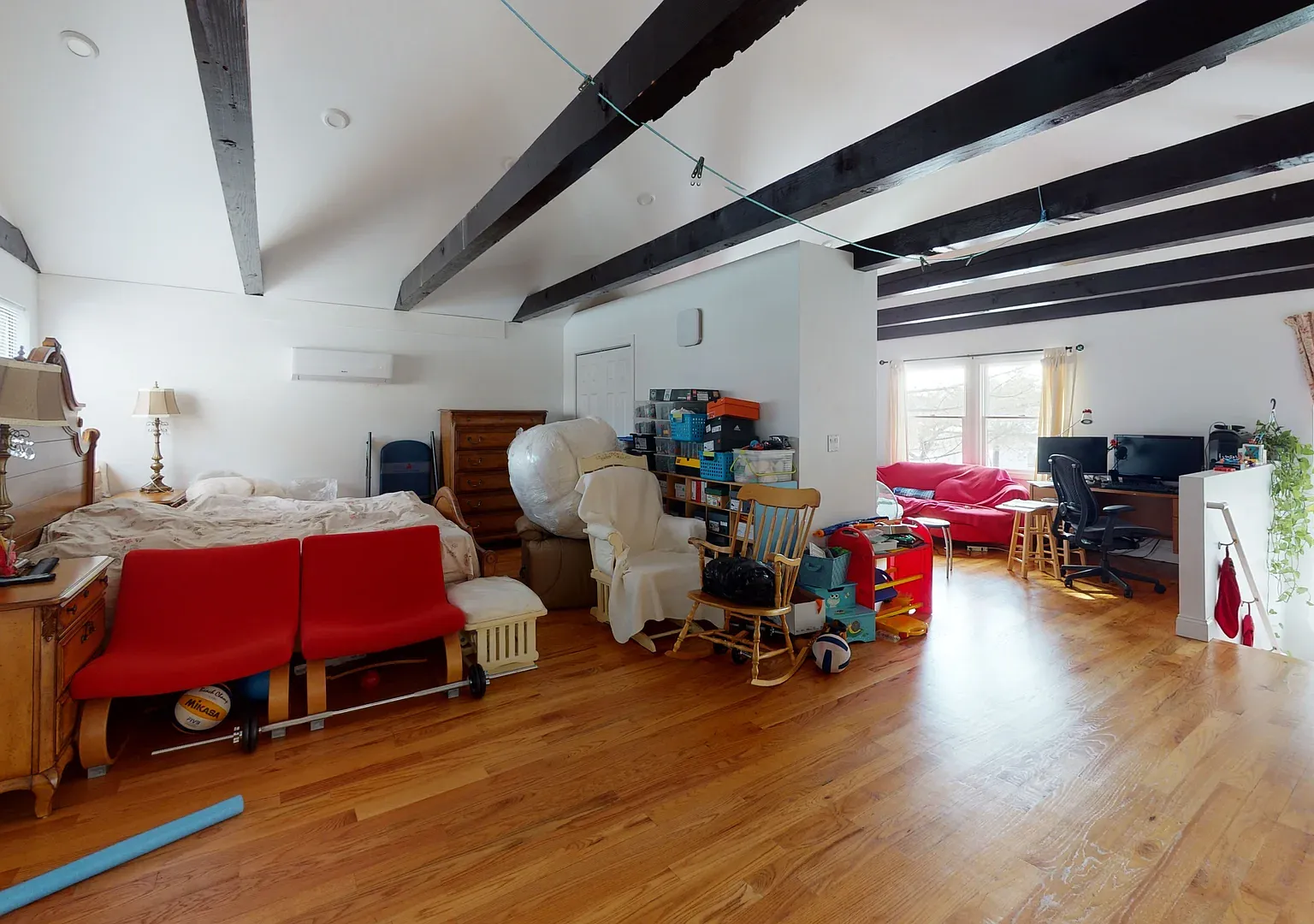 4 bed, 2.5 bath, 2000 sqft, $5,250 — Photo 4