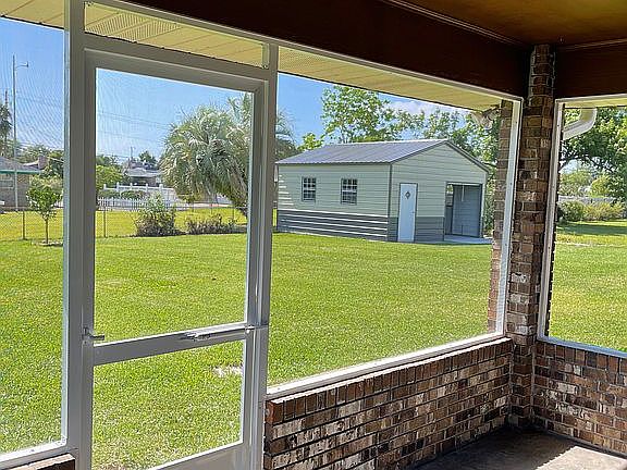 4th image of 2801 Kingswood Dr