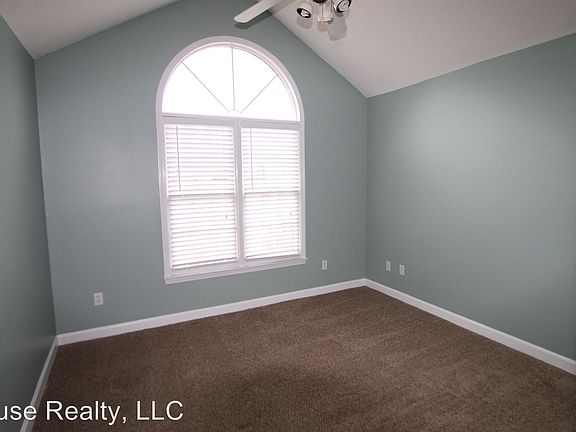 5th image of 1642 Riverglenn Ct