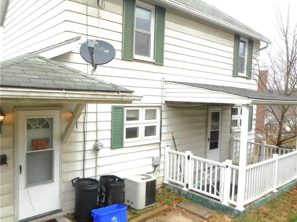 635 Wood St, California, PA 15419