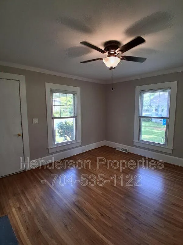 2 bed, 1.0 bath, 840 sqft, $1,600 — Photo 4
