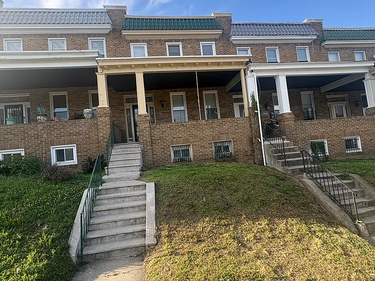 2906 Presbury St — Photo 15
