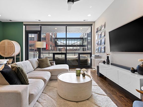 3rd image of 2503 N Milwaukee Ave APT 2N