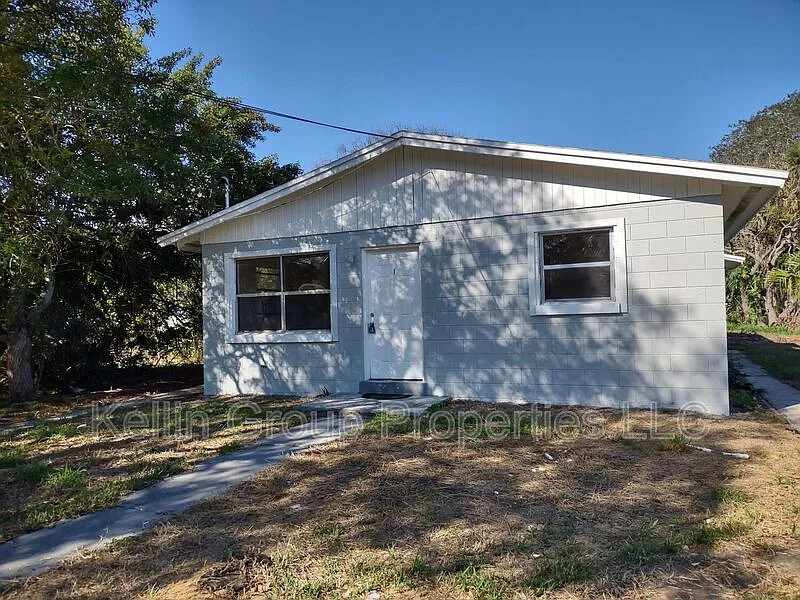 157 E Northside Dr #1