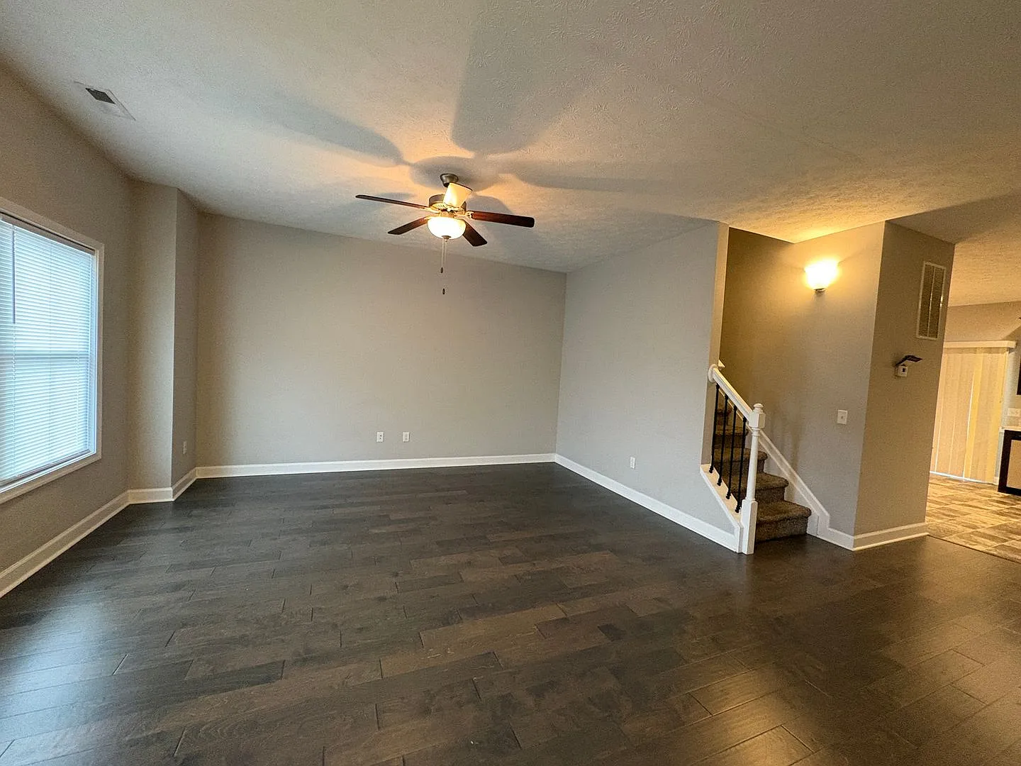 Cedar Point Townhouse for Rent — Photo 3