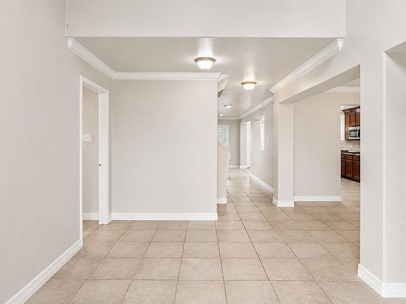 4th image of 235 Magnolia Way