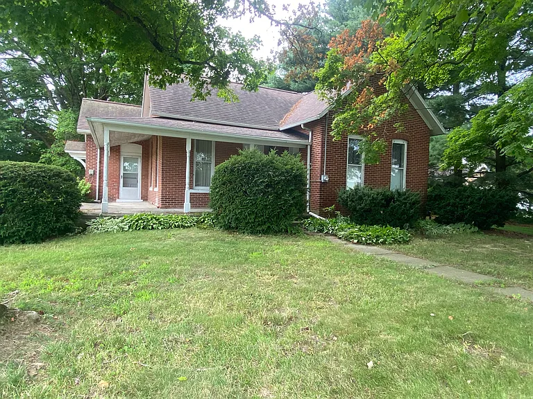 957 W State Road 114 — Photo 2