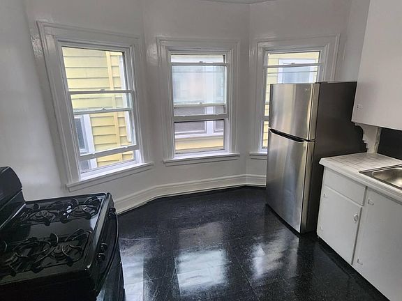 2nd image of 501 Massachusetts Ave