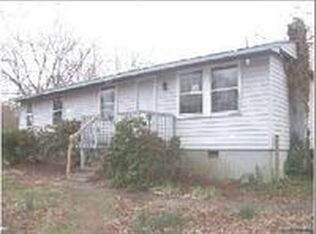 7328 Twin Cedars Dr, Woodford, VA 22580