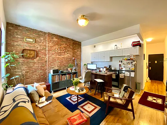 Rented by Corcoran | media 9