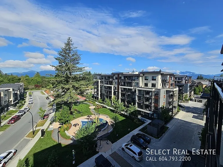 45511 Campus Dr #610 — Photo 21