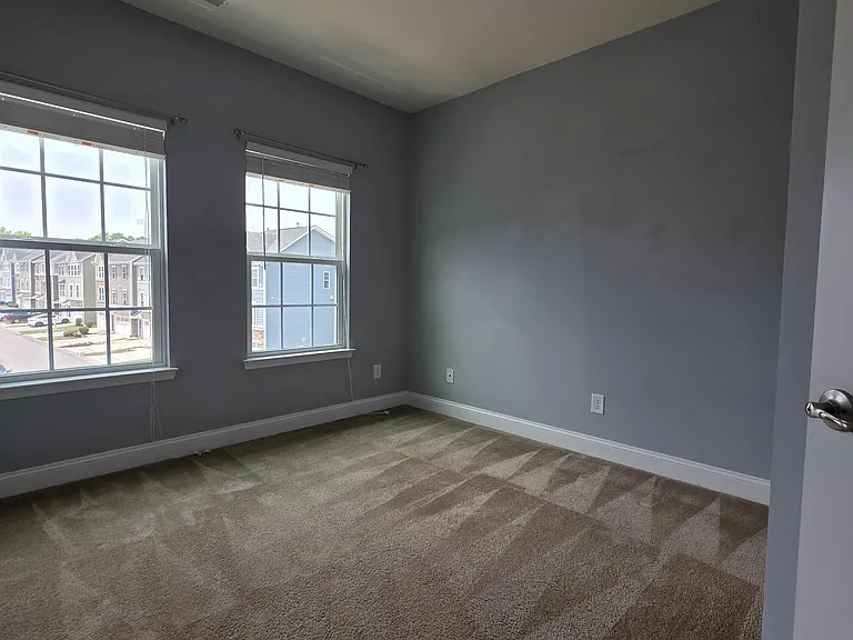 1105 Boxcar Way — Photo 13