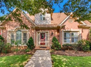 2805 Livsey Woods Dr, Tucker, GA 30084