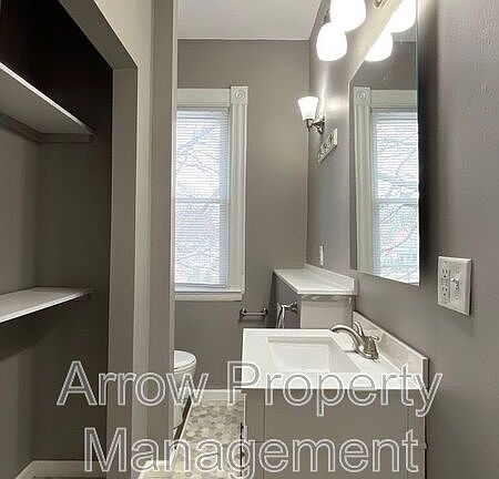5th image of 3040 Walnut Ct #3