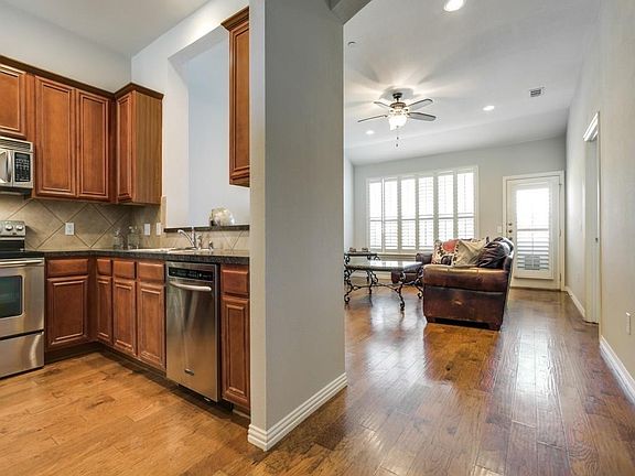 4th image of 9816 Derwent Dr