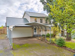 700 NW Willamina Dr, Willamina, OR