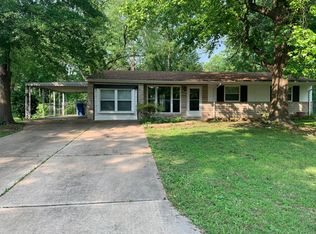 304 Brightsand Ct, Ballwin, MO 63011