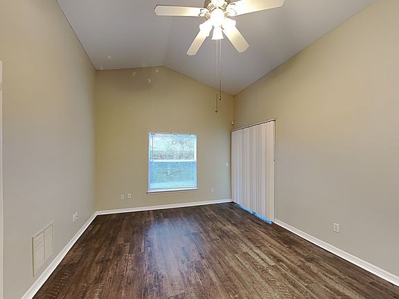 3rd image of 1117 Amanda Kay Cir