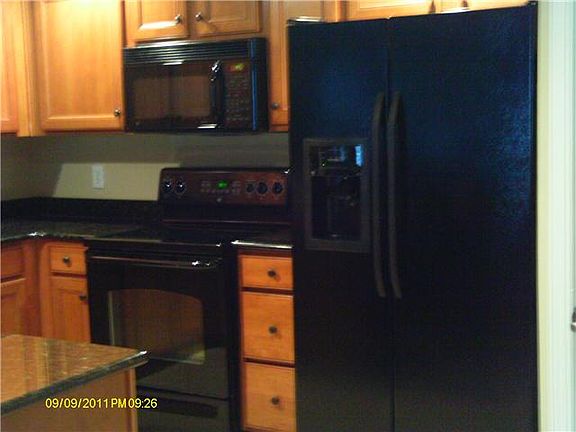 2nd image of 3201 Aspen Grv APT K2