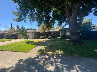 1380 Meredith Way, Carmichael, CA 95608