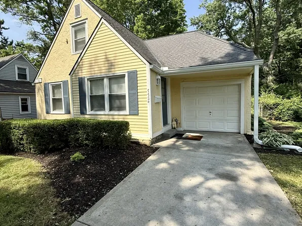 7724 Walnut St, Kansas City, MO 64114