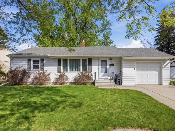105 16th Ave N, Fargo, ND 58102
