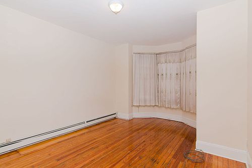 3rd image of 219 Harrison Ave #1