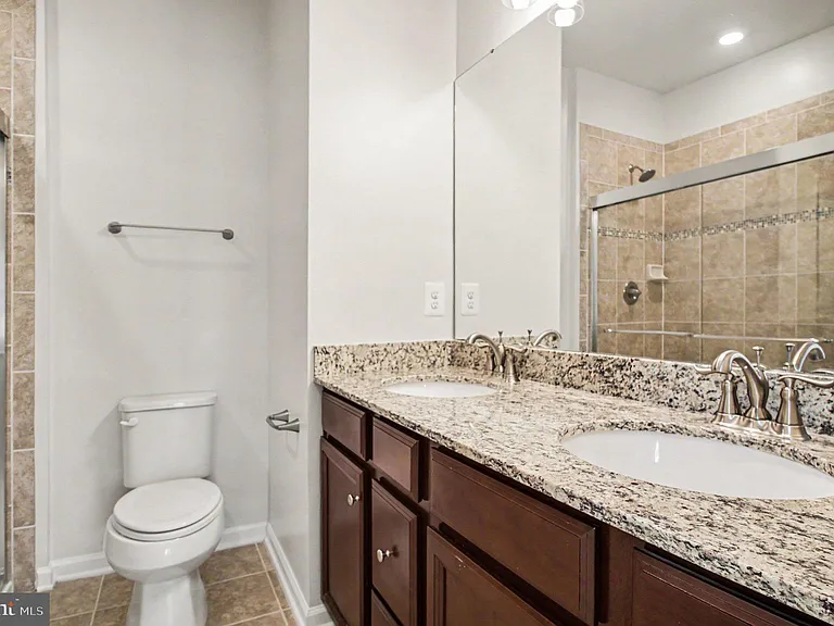 1643 Dorothy Ln — Photo 20