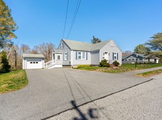 47 George St, Dartmouth, MA 02748