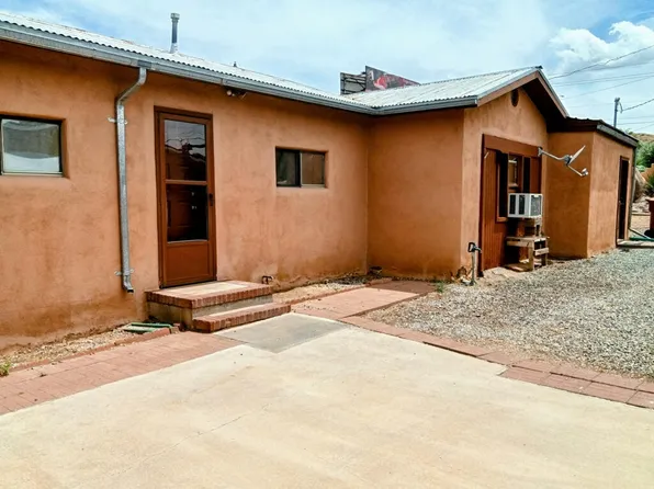 959 S Hill Rd, Bernalillo, NM 87004