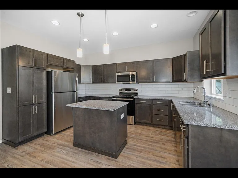 18315 E Desmet Ave — Photo 5