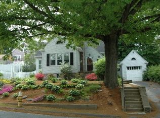 114 Heard St, Worcester, MA 01603