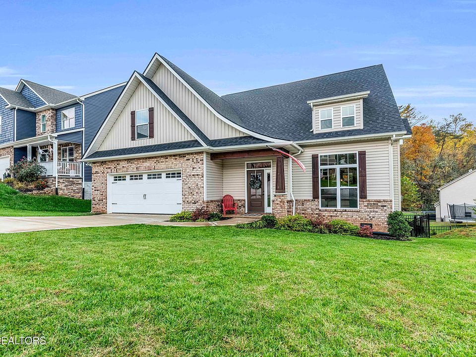 1st image of 1213 Peake Ln