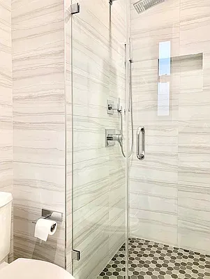 Bathroom, photo 2