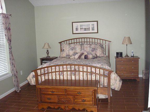 5th image of 3014 Merrill Blvd